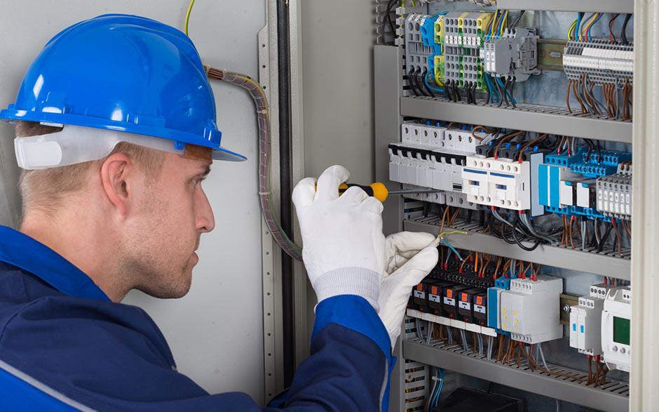 tarifs électricien Fontainebleau